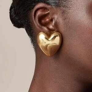 NWOT Gold Heart Statement Earrings